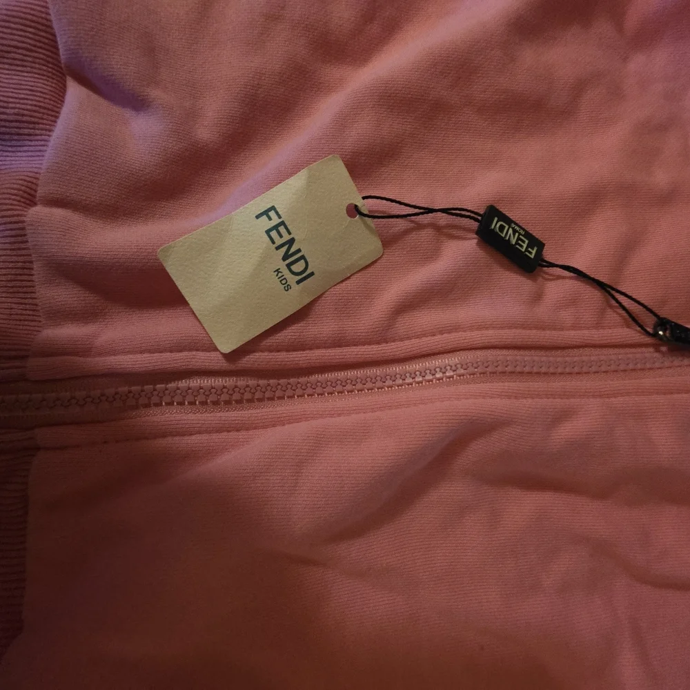 FENDI - Picture 14 of 16